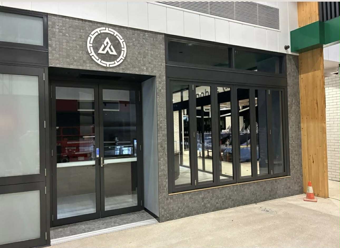 Commercial shopfront glazing storefront