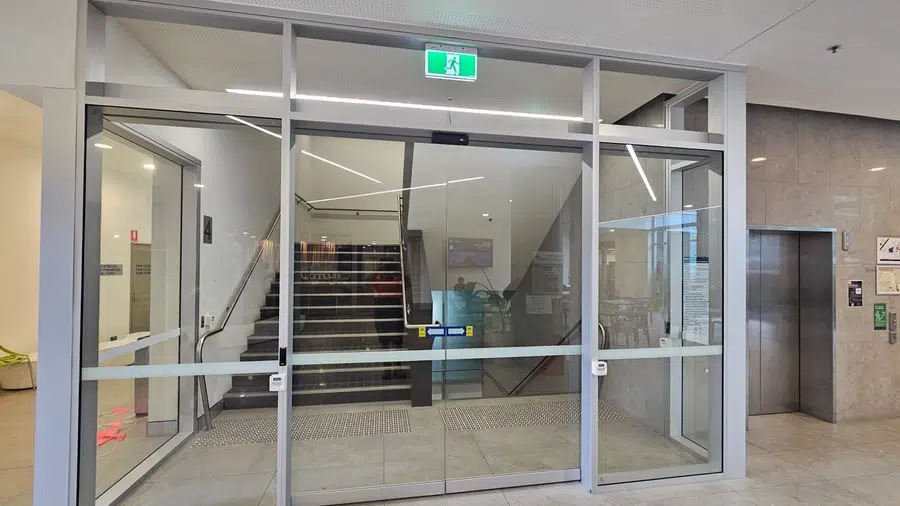 Commercial glazing Clairvaux building Brisbane